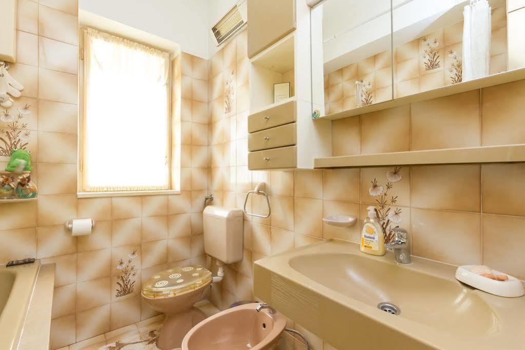 Apartments Dora スプリト エクステリア 写真